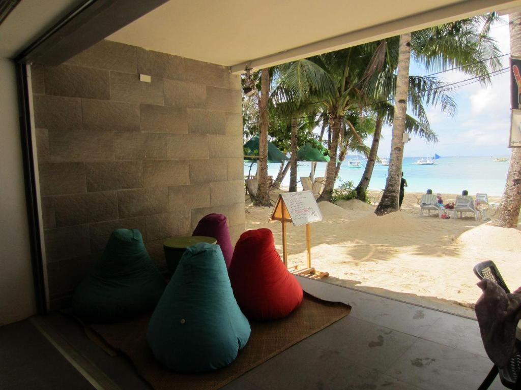 B Pod Hotel Manoc-Manoc Eksteriør bilde